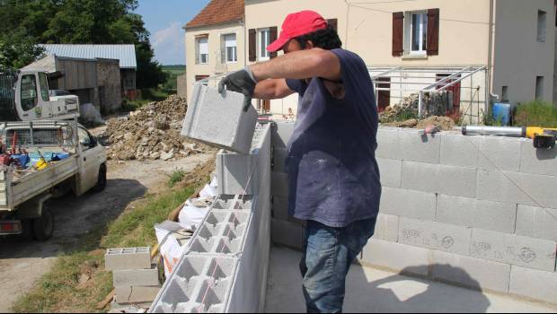 Artisanat du Bâtiment : un premier recul de l’activité depuis trois ans