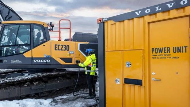 Une unité de recharge mobile chez Volvo CE