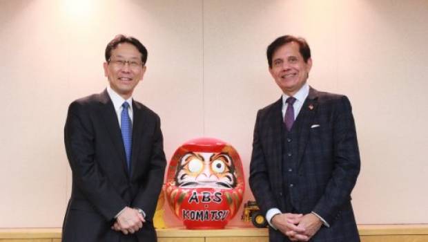 Komatsu prêt à racheter l'usine américaine American Battery Solutions