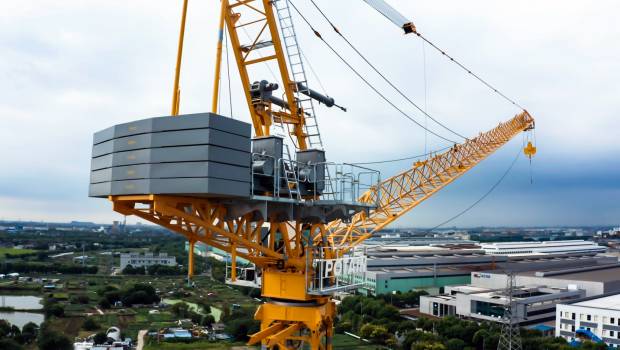 Gagner du temps et de la place avec la nouvelle Potain MCR 305