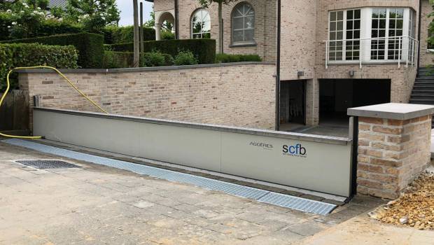 Une barrière anti-inondations automatique