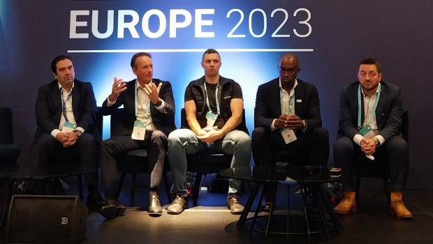 Telecoms : un renforcement à l’international