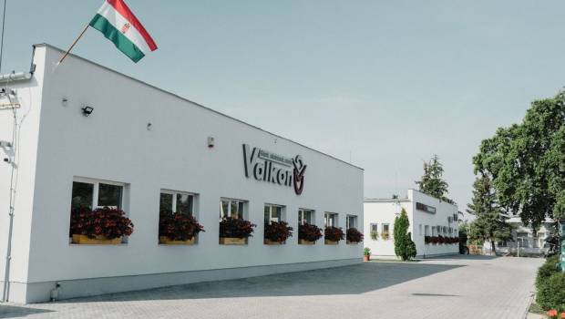 Htachi renforce son réseau en Hongrie