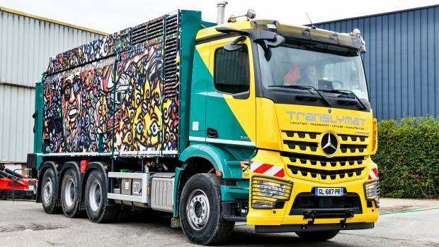 Des Mercedes Trucks version street Art