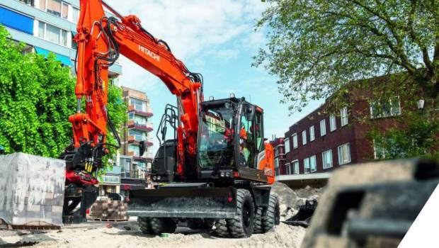 Une nouvelle pelle à pneus chez Hitachi