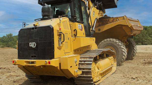 Le Cat 973 complète la gamme de bulls Caterpillar