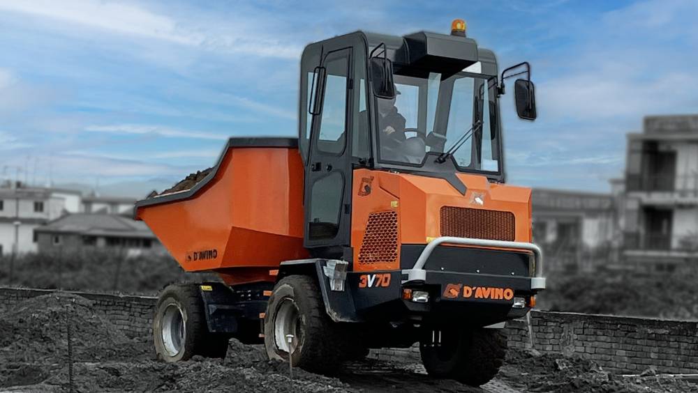 D’Avino se structure en France