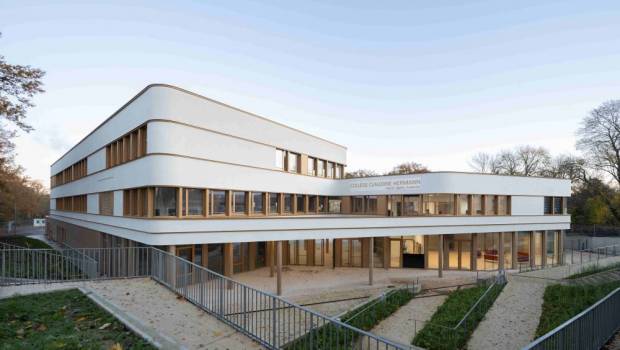 Massy : matériaux biosourcés et béton lasuré pour le Collège Claudine Hermann