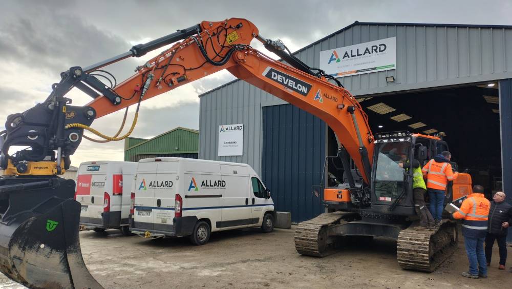 Une 1ere pelle intelligente chez Allard