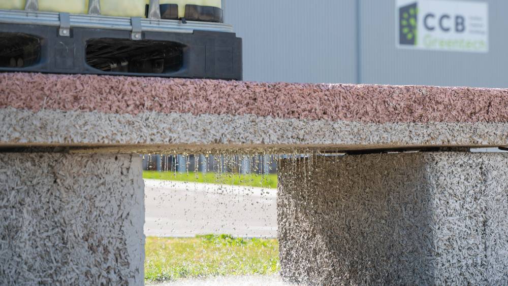 CCB Greentech lance une dalle drainante en béton de bois