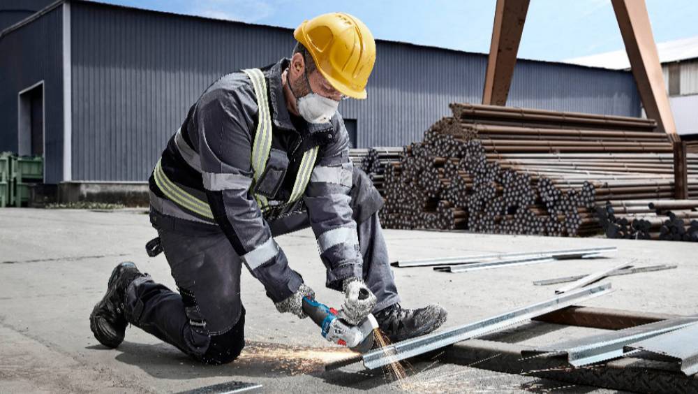 Bosch lance des meuleuses angulaires sans fil polyvalentes