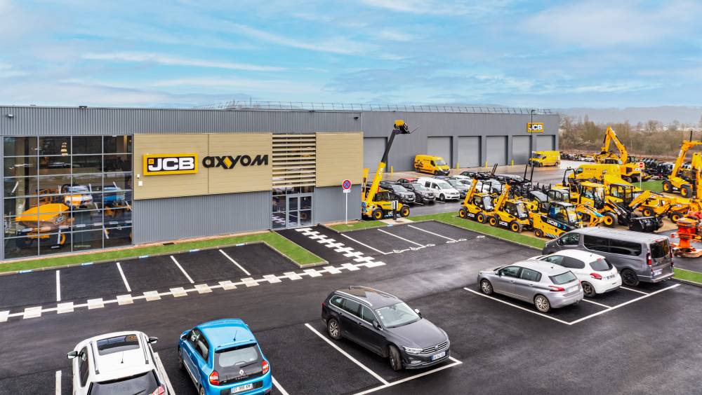 Axyom, hôte de marque des 80 ans de JCB