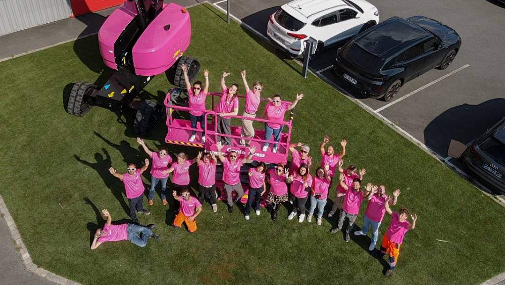 Genie voit la vie en rose avec ses distributeurs