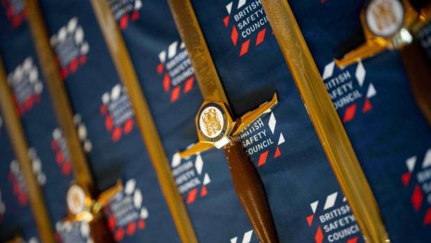 L'usine BKT de Bhuj (inde) reçoit le prix « Health & Safety Management Award » du British Safety Council